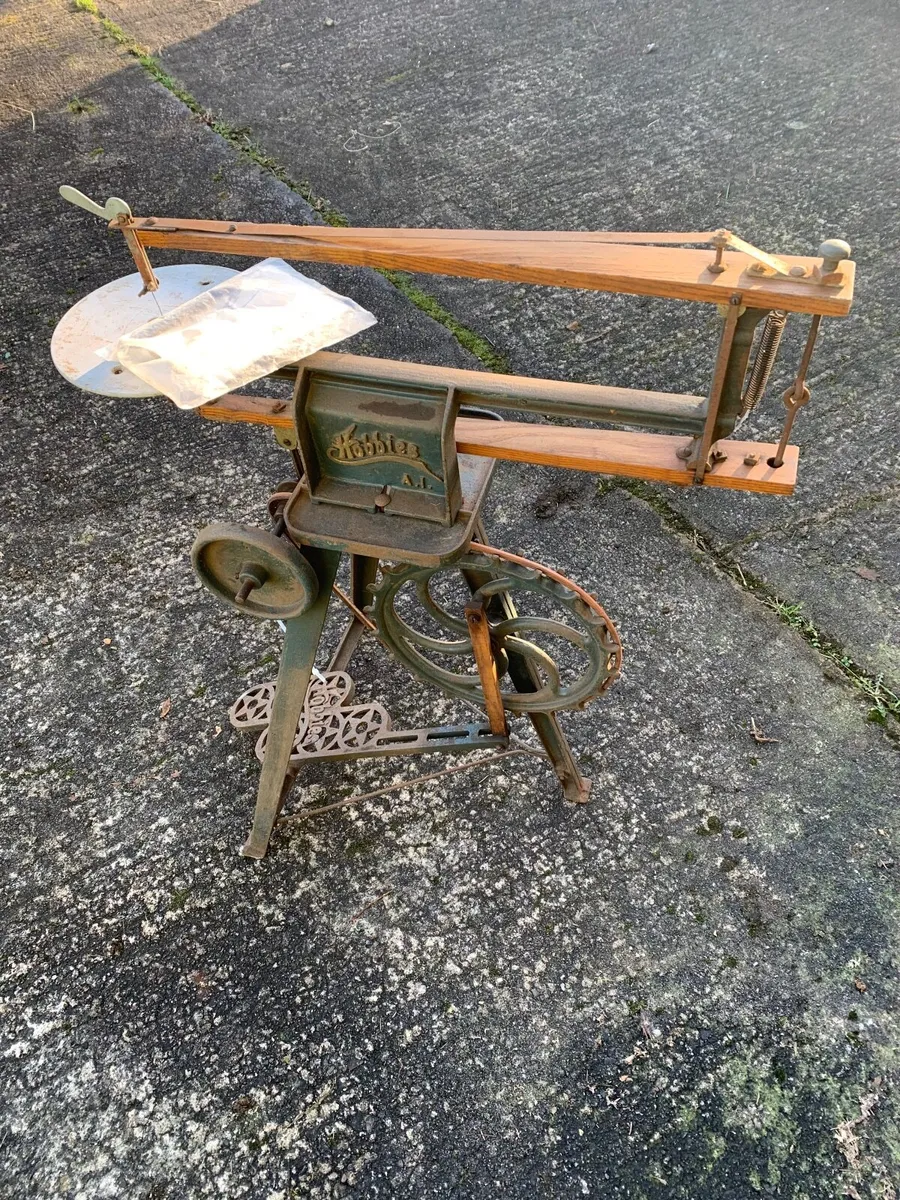Unique Vintage Fret saw - Image 1