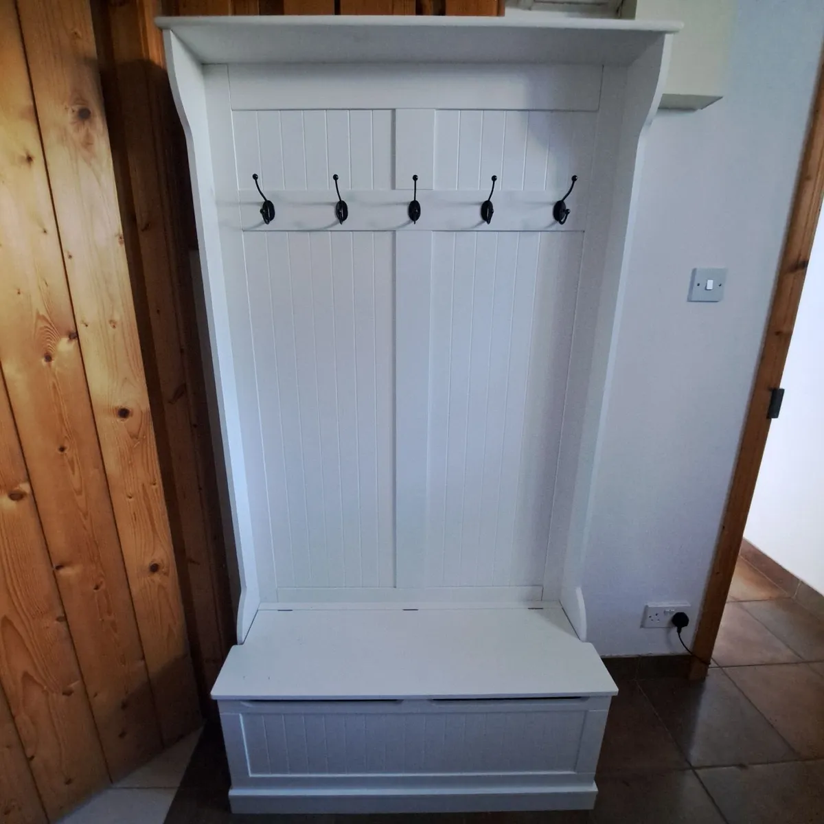 Coat hanger shoe storage - Image 1
