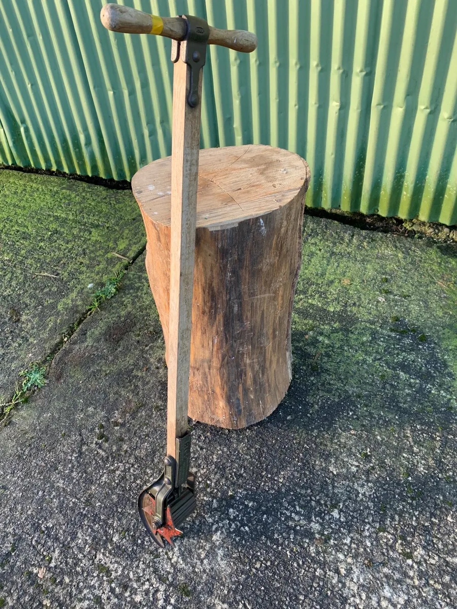 Vintage ATCO Grass Edge Trimmer - Image 4