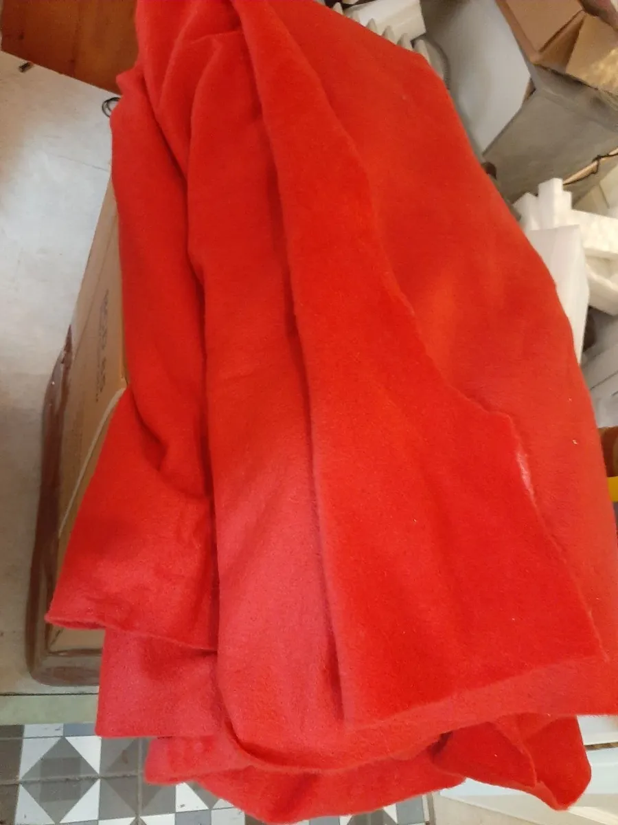 10 Sq, meters of Red carpet lining . - Image 3