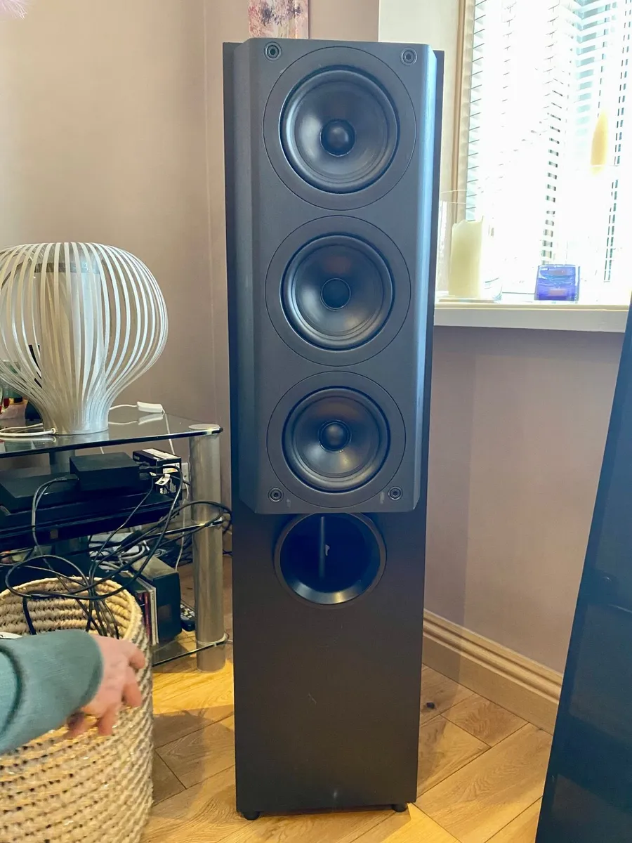 KEF 105/3 Speakers - Image 1