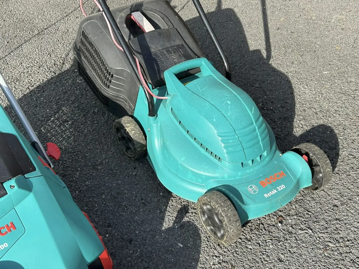Bosch electric lawnmower & thatcher - Image 3