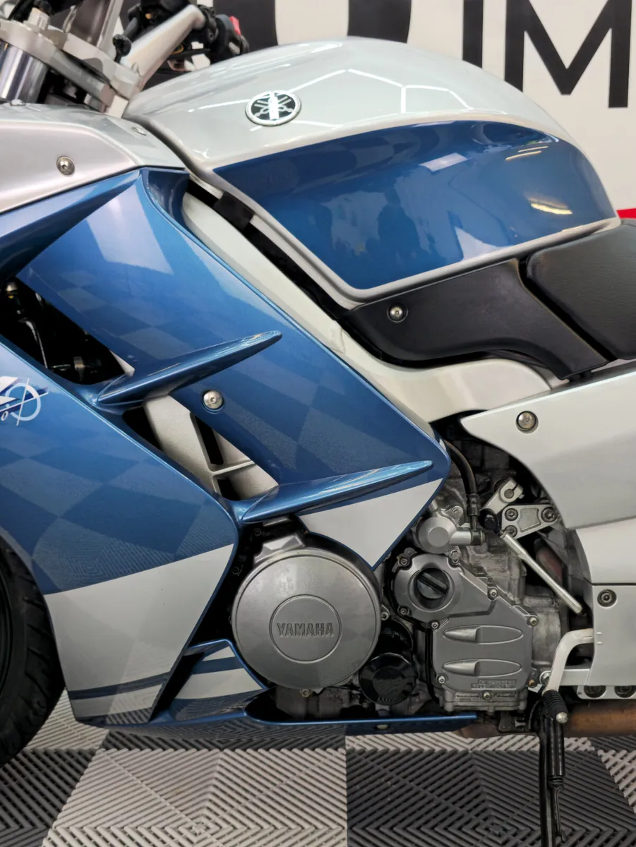 2007 Yamaha FJR1300 - Image 2