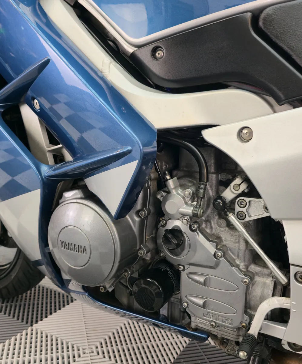 2007 Yamaha FJR1300 - Image 3