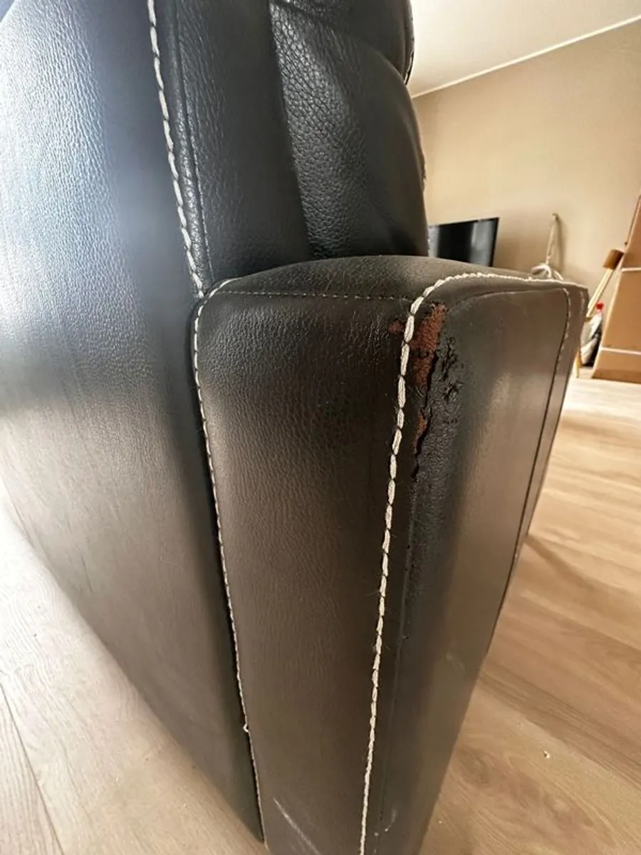 PRICE DROP - Corner Sofa / L Shaped Sofa - Image 3