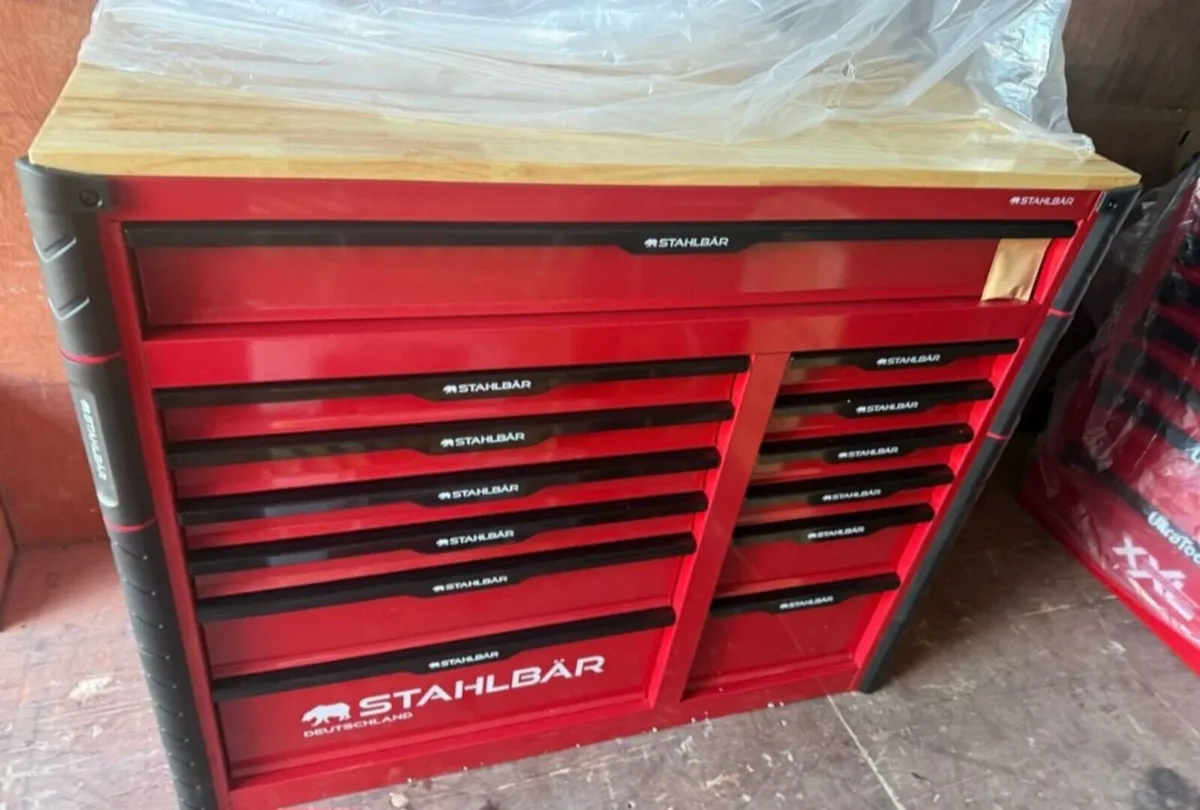 800pc tool box - Image 1