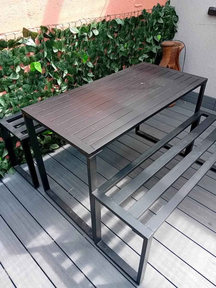 Garden table and 2 benches - Image 2