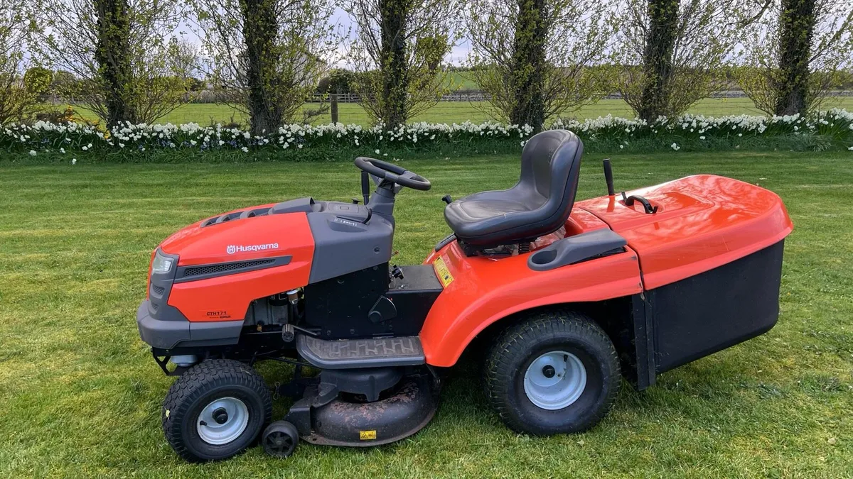 Husqvarna ride on CTH171 - Image 3