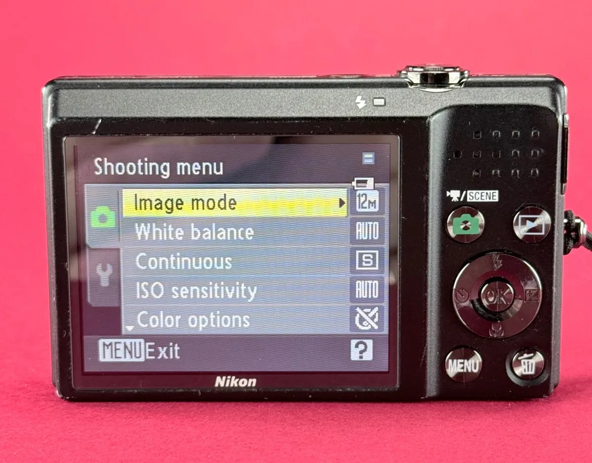 Nikon Coolpix S570 - Image 4