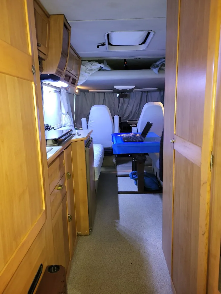 Hymer 694B Campervan 1994 - Image 3