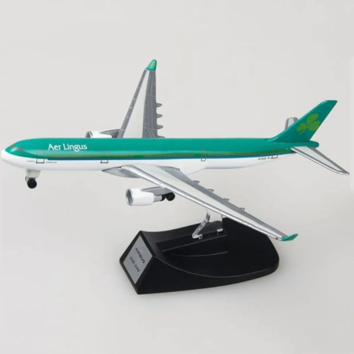 1:450 Aer Lingus Airbus A330-300  Model, Die Cast - Image 3