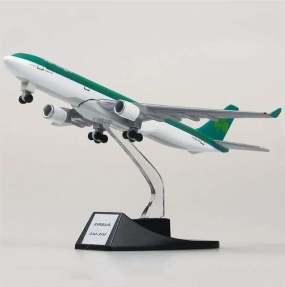 1:450 Aer Lingus Airbus A330-300  Model, Die Cast - Image 4