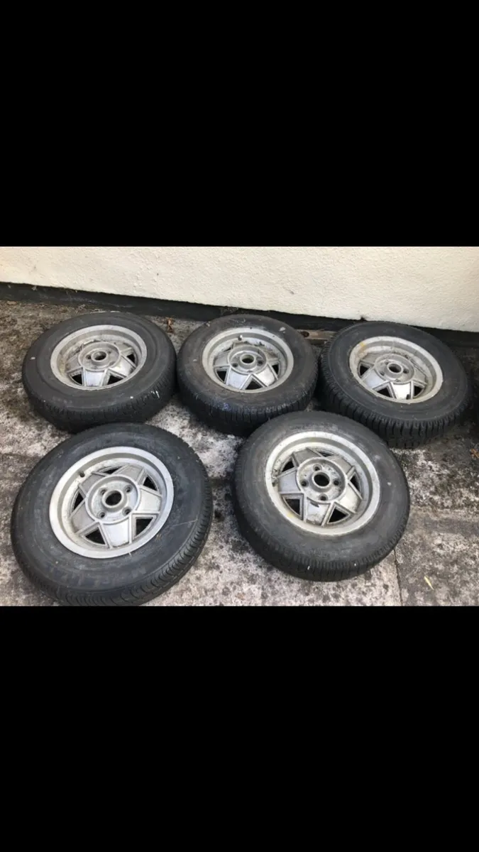 Triumph Stag alloy wheels - Image 1