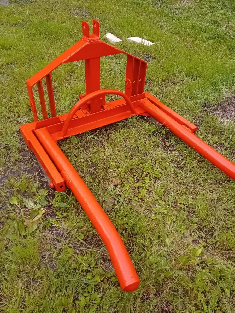 Bale handler - Image 1