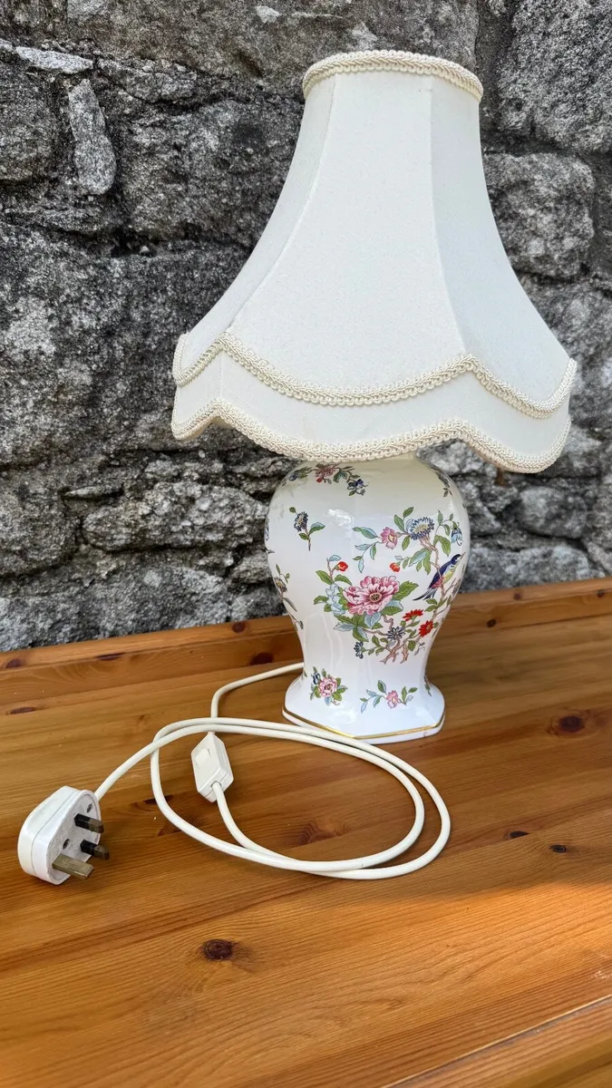 Aynsley Table Lamp - Image 2