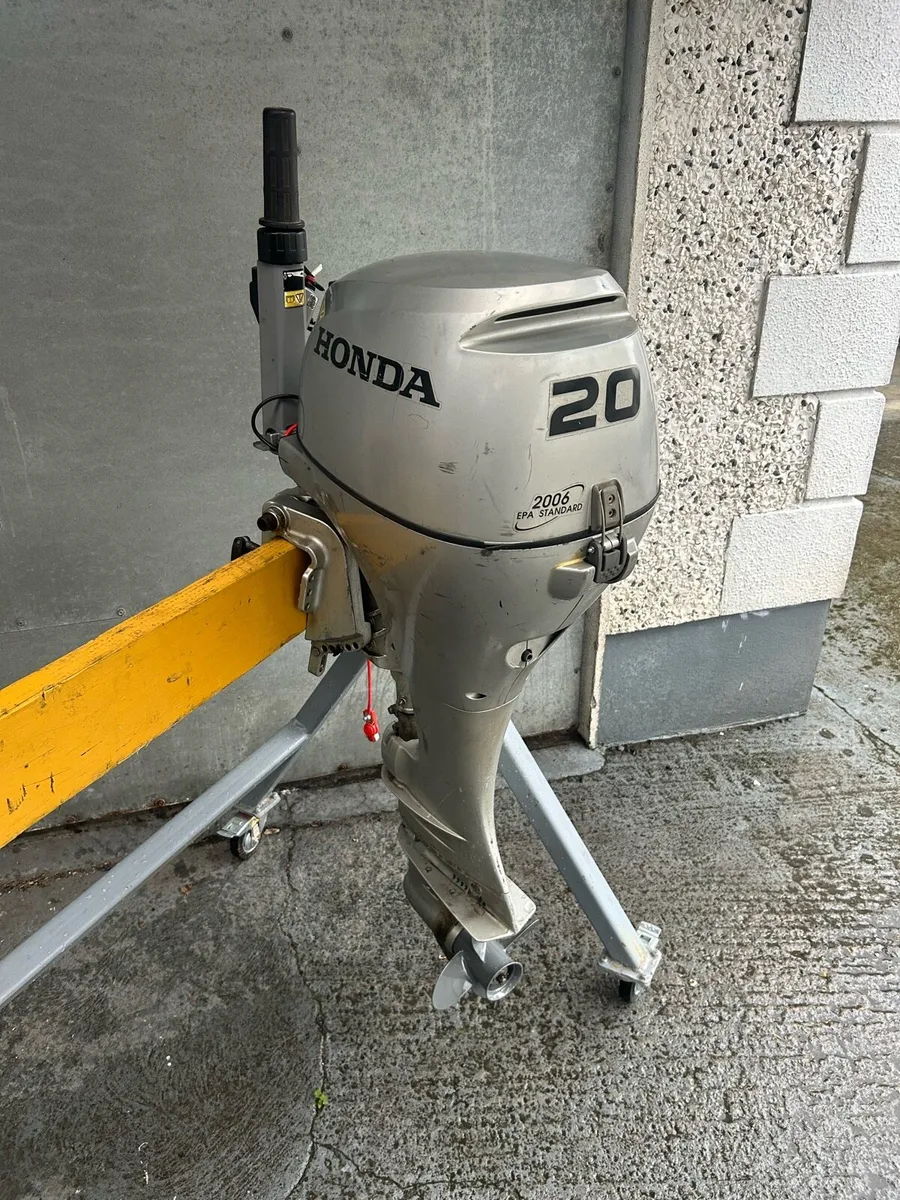 Honda 20hp 4 Stroke Outboard Engine long shaft - Image 2