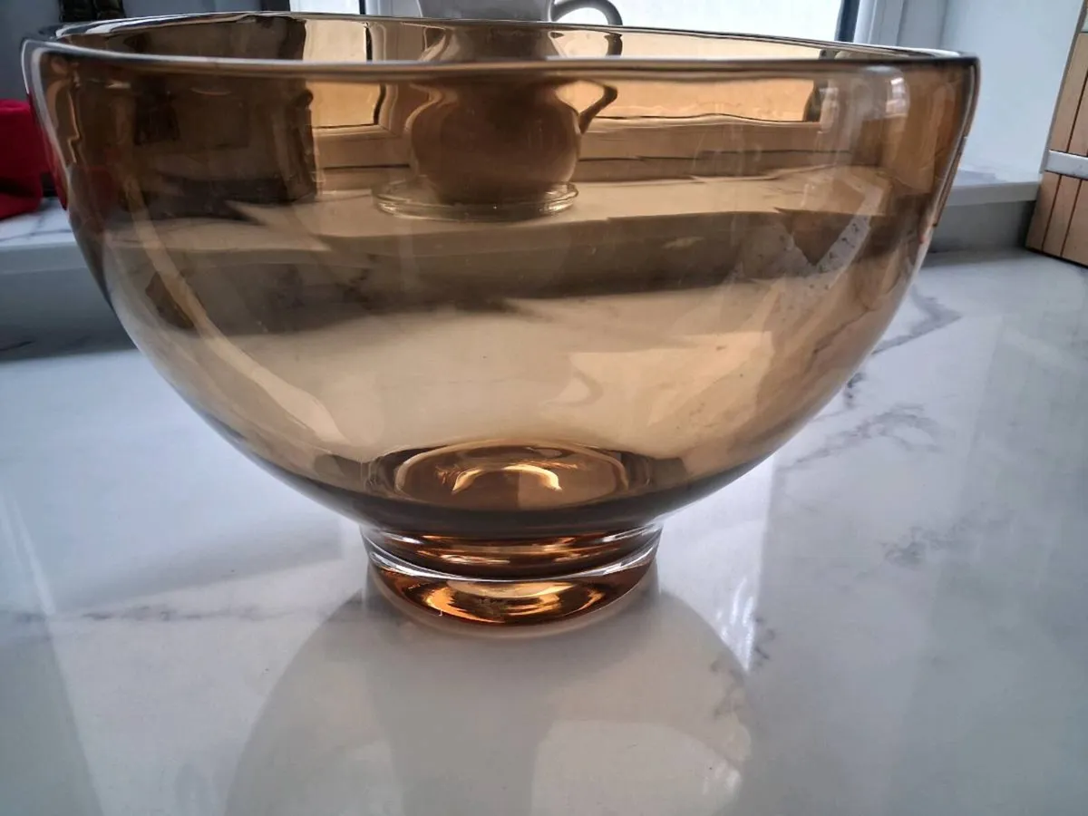 Glass Bowel - Image 1
