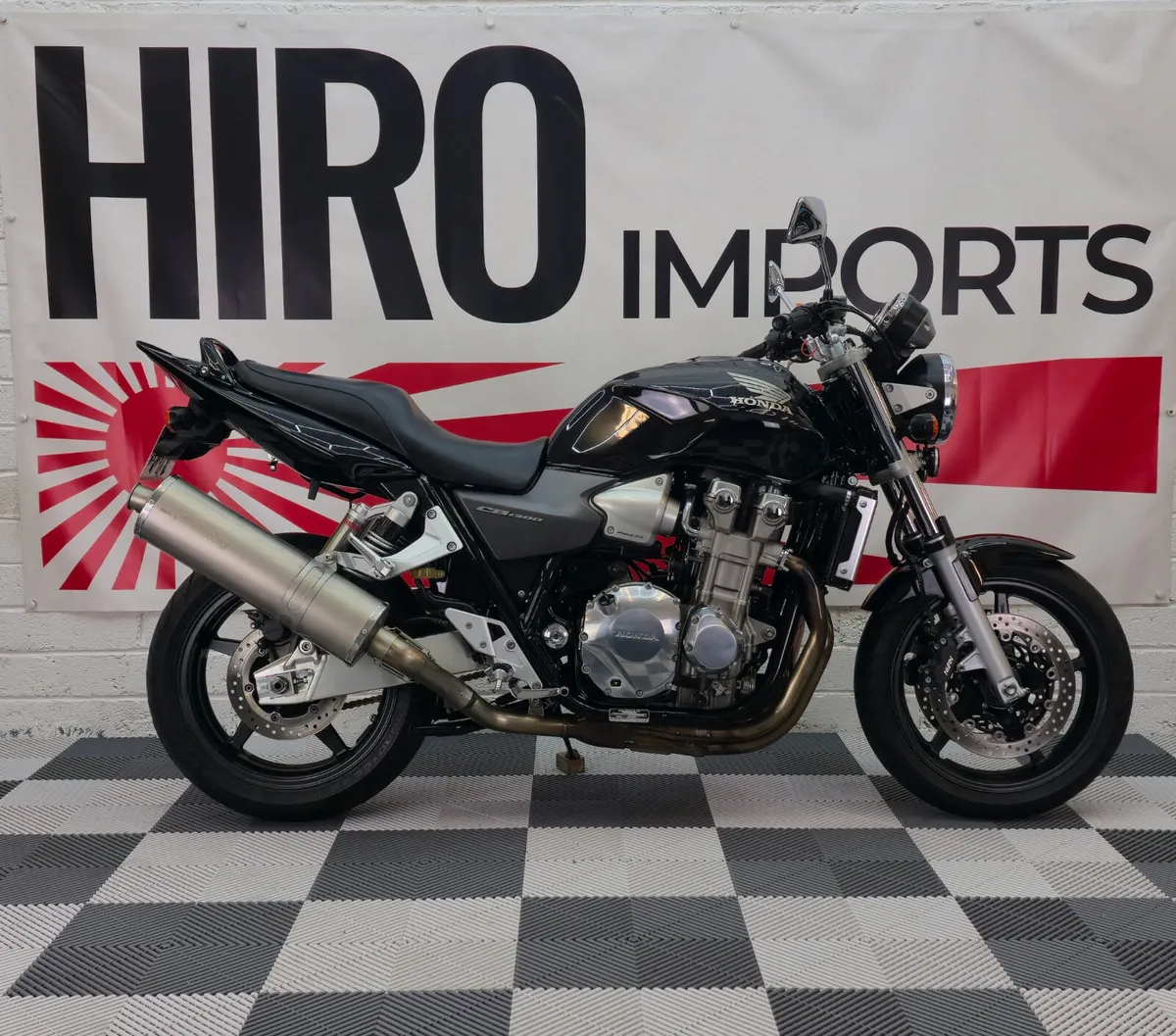 2005 Honda CB 1300 - Image 1