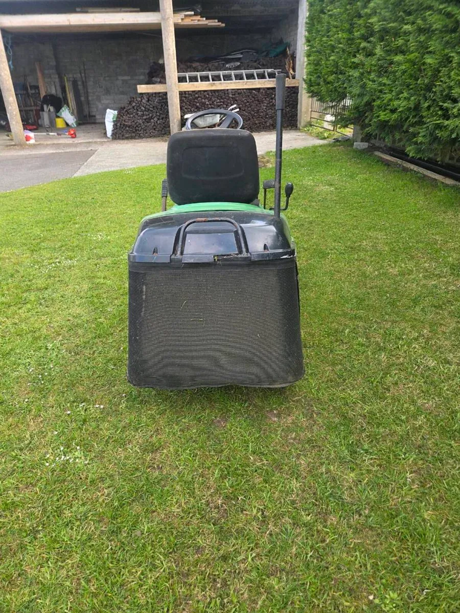 Ride on mower - Image 3