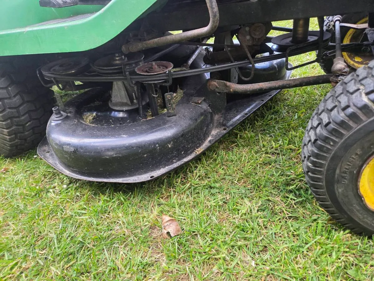 Ride on mower - Image 4