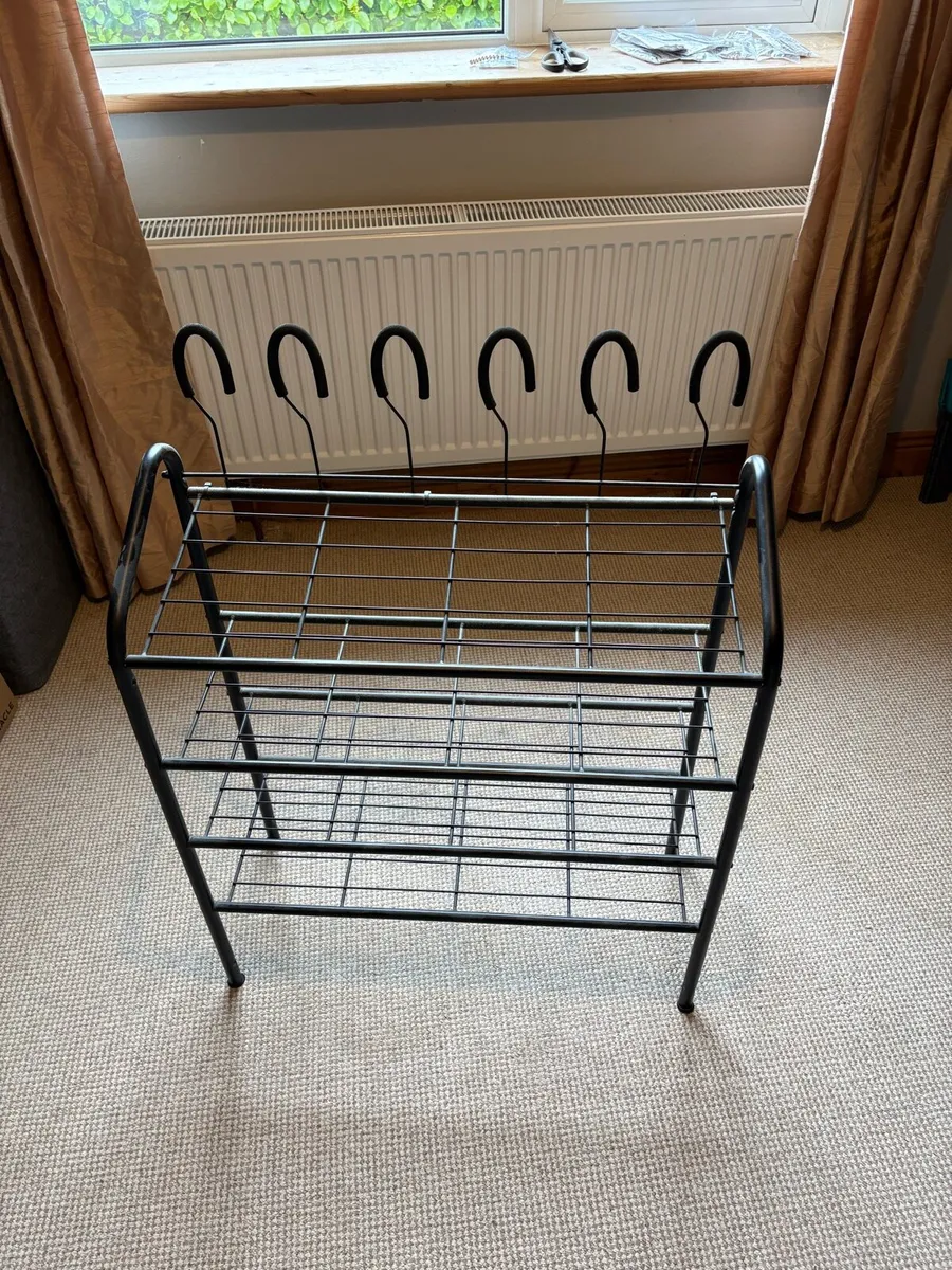 Black Shoe Rack