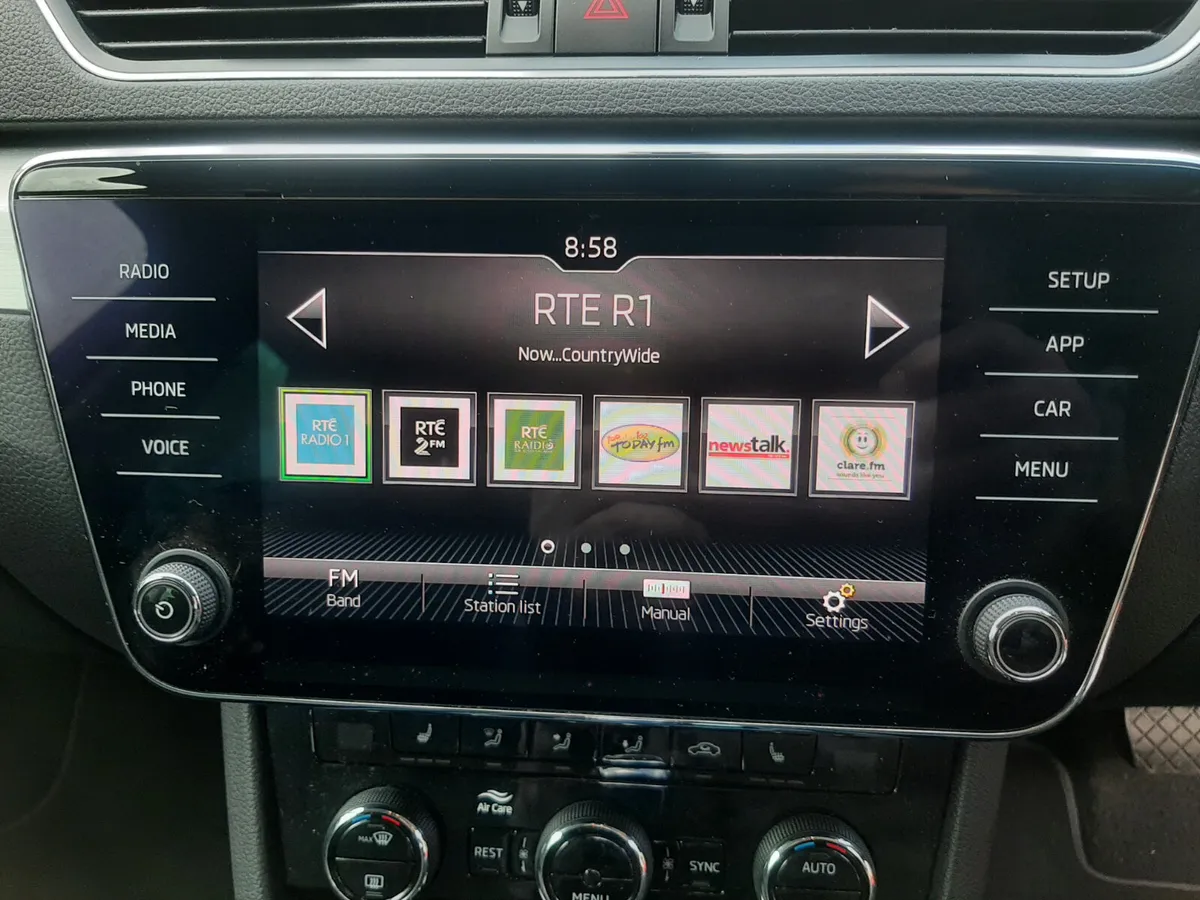 SKODA SUPERB 2019 2.0 TDI DSG AUTOMATIC - Image 4