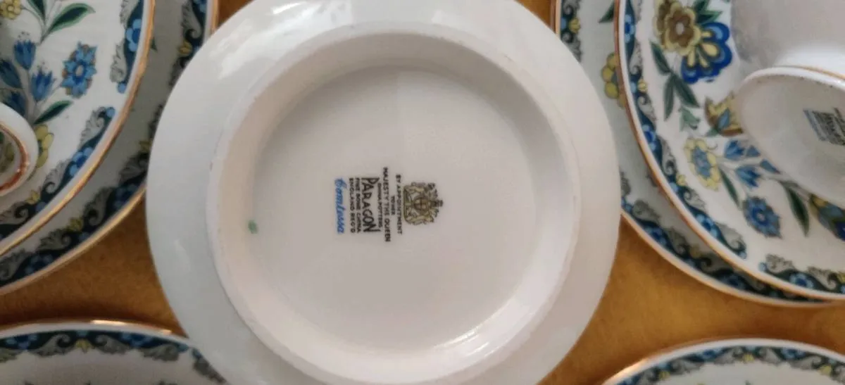 Beautiful COMTESSA from Paragon Collection - Image 4