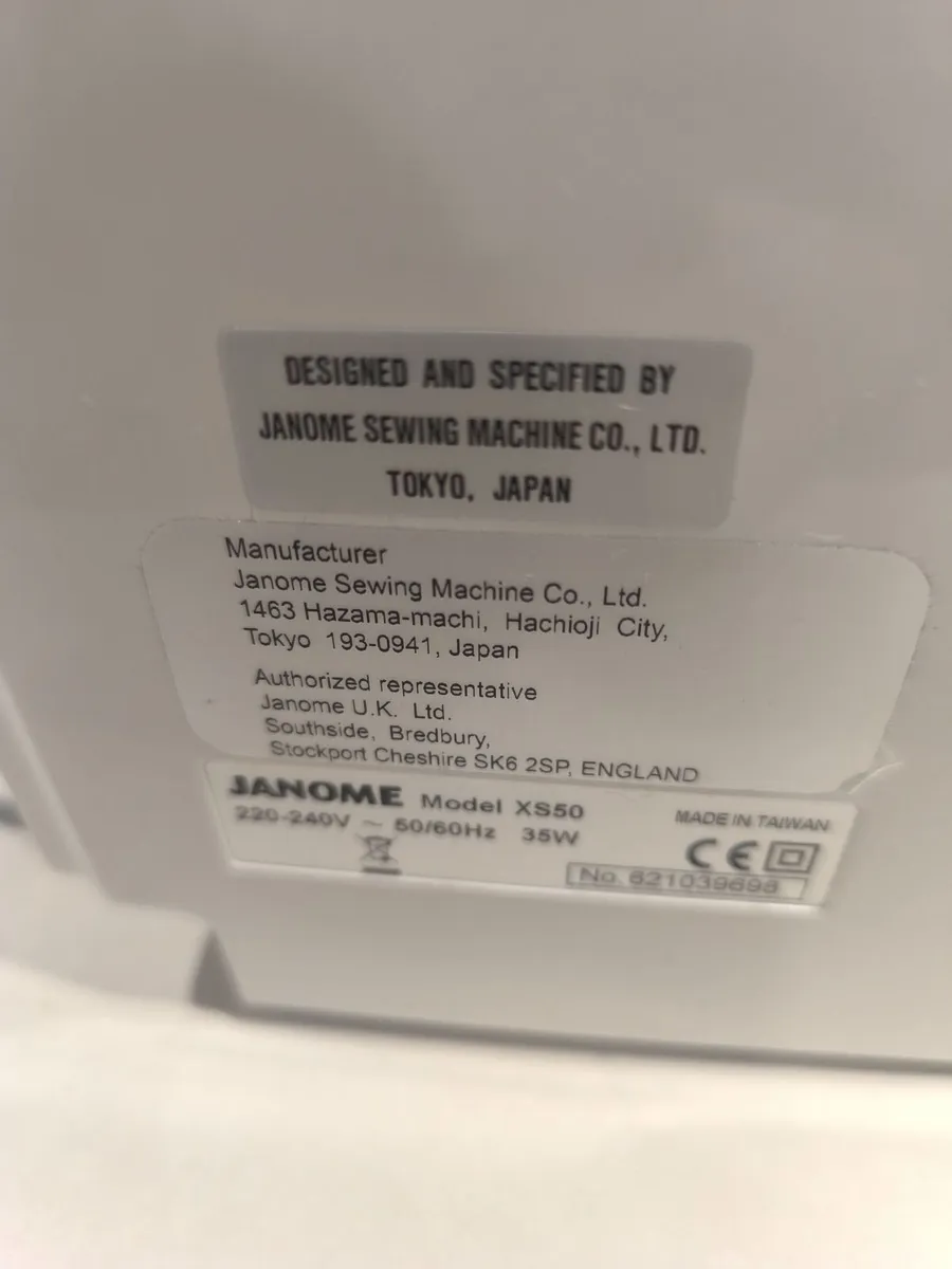 Janome xs50 electronic sewing machine - Image 3