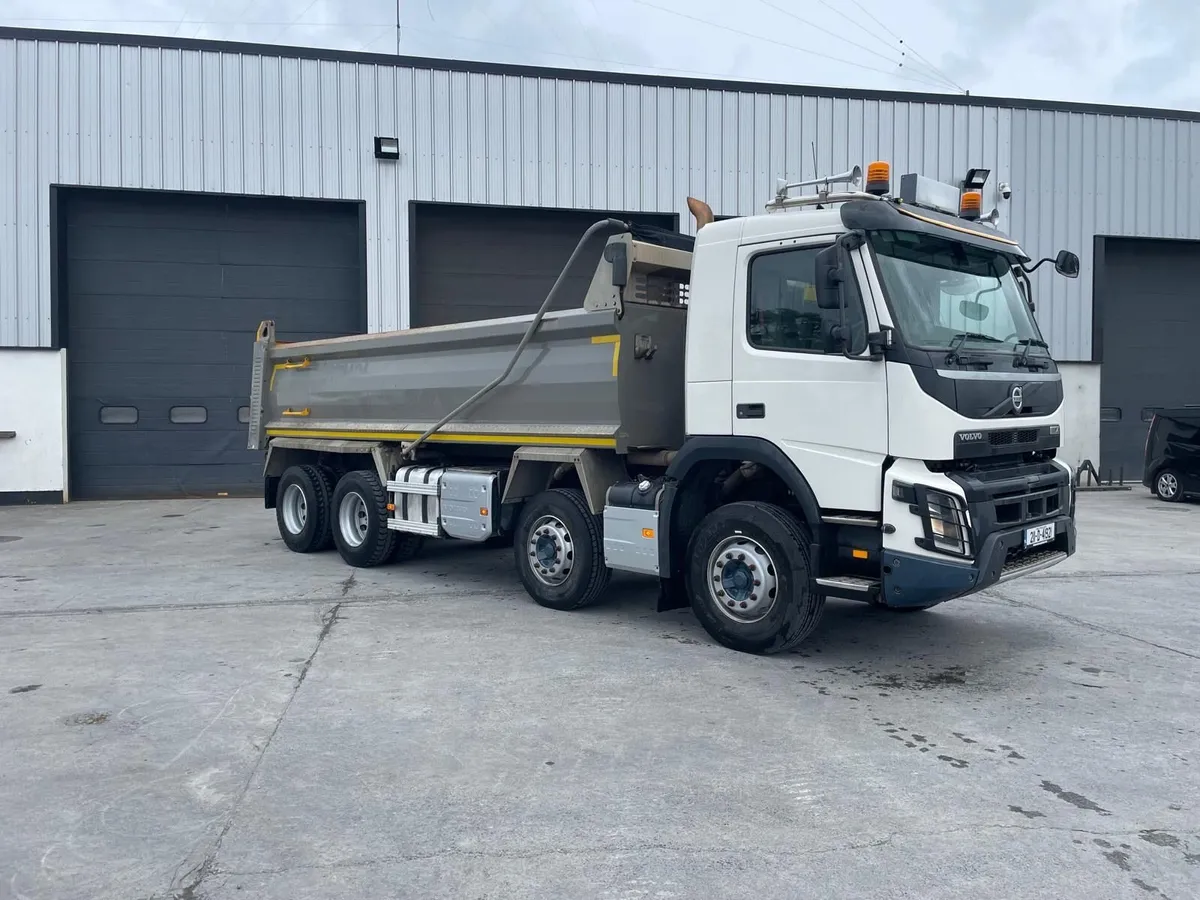 2021 Volvo  FMX - 13 ltr 420 8 x4 Tipper Truck - Image 1