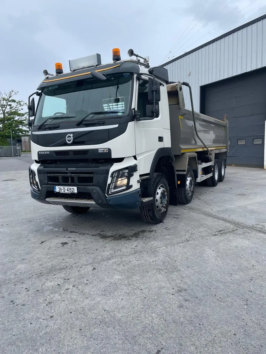 2021 Volvo  FMX - 13 ltr 420 8 x4 Tipper Truck - Image 2