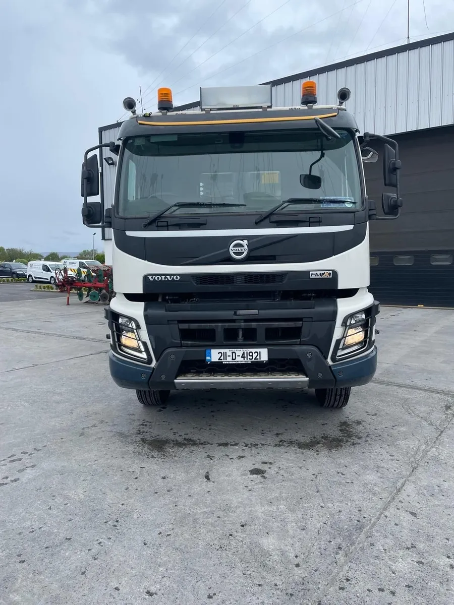 2021 Volvo  FMX - 13 ltr 420 8 x4 Tipper Truck - Image 3