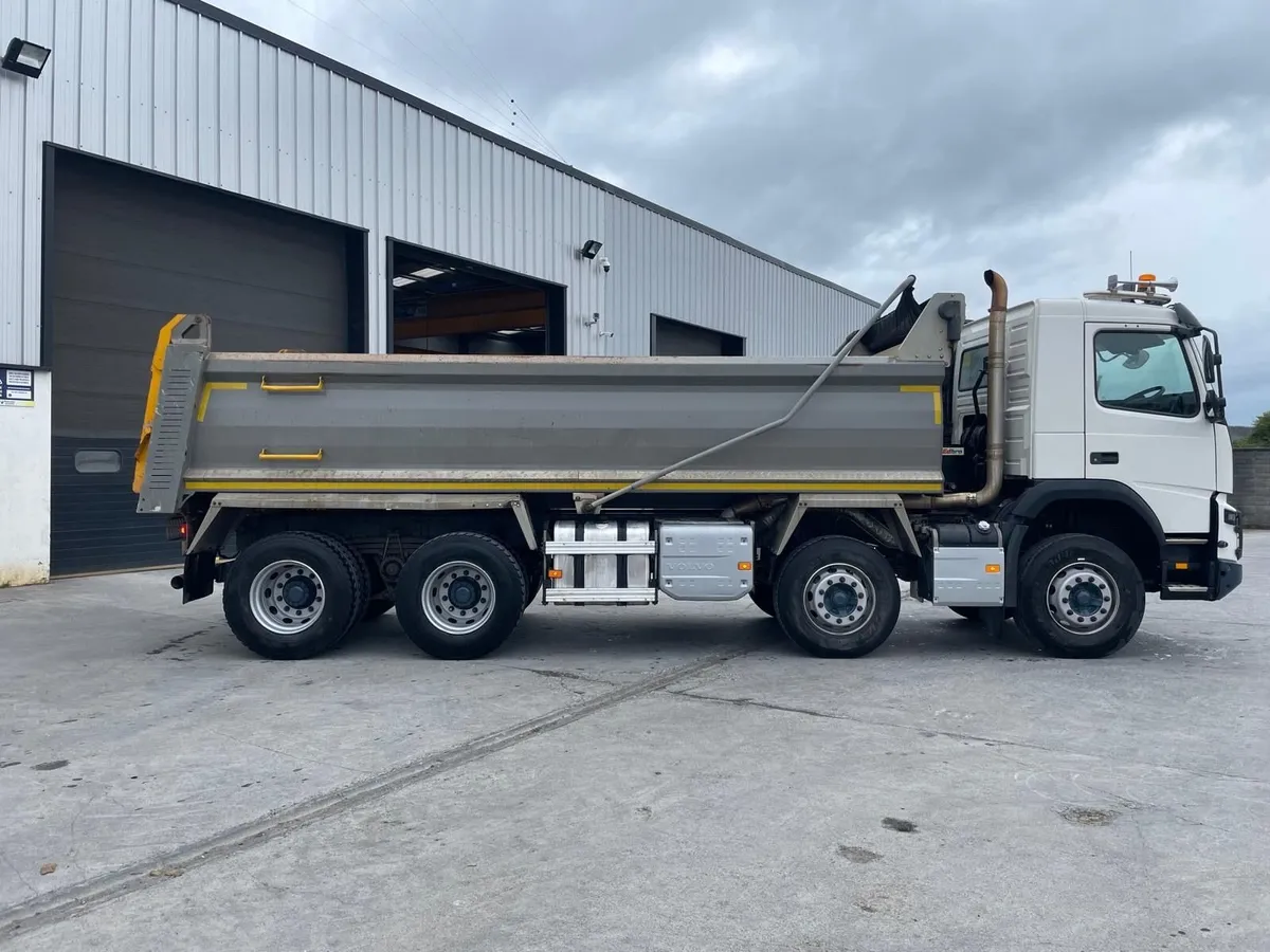 2021 Volvo  FMX - 13 ltr 420 8 x4 Tipper Truck - Image 4