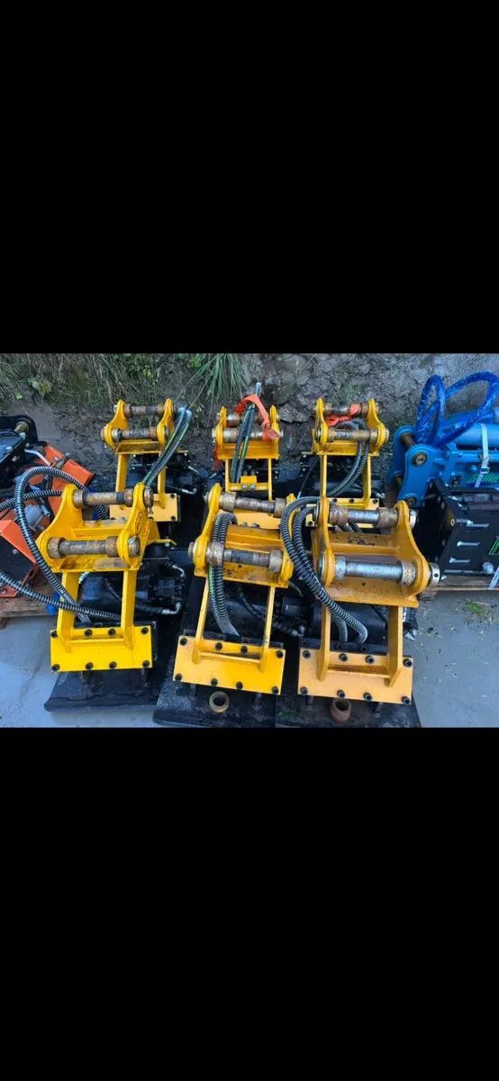 New BLK Compactor Plates Great value - Image 1