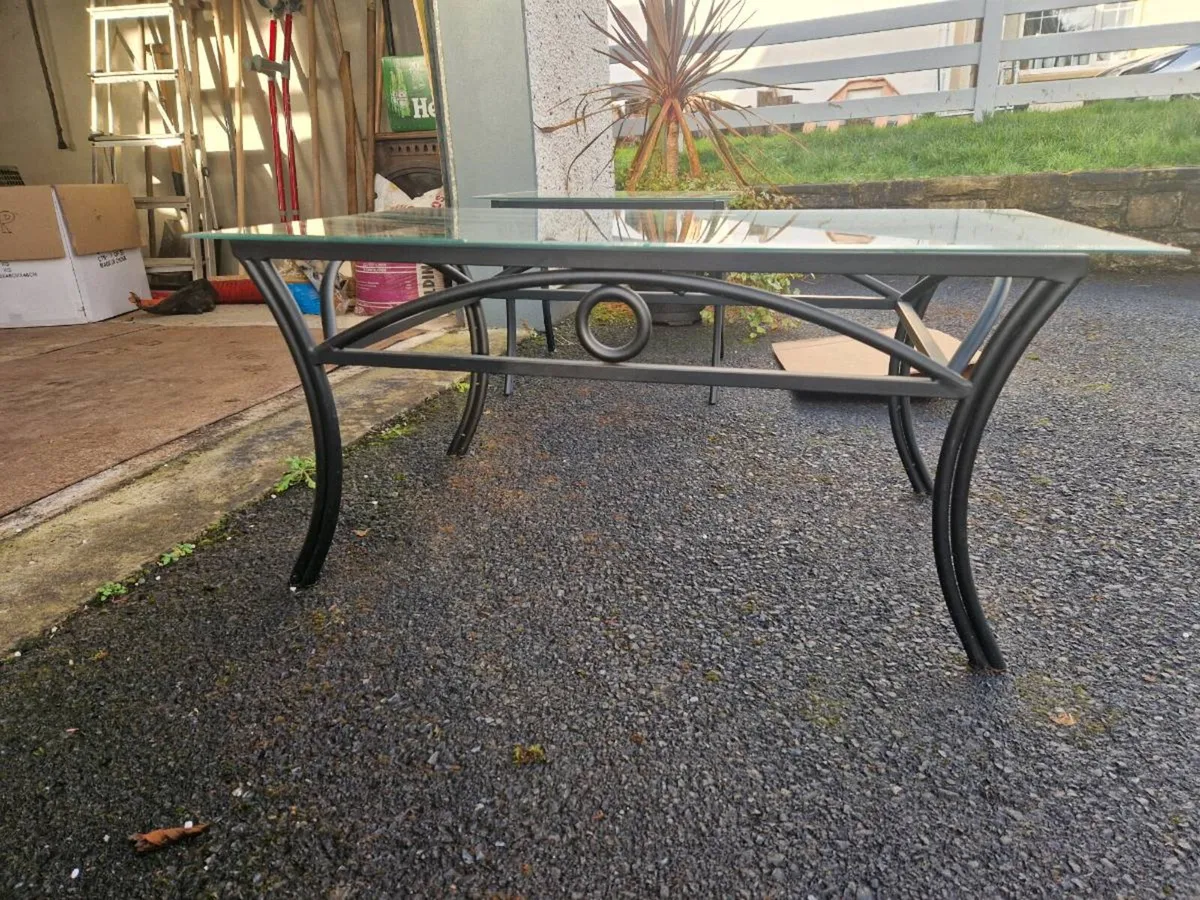 Matching glass/wrought iron coffee and side table - Image 4