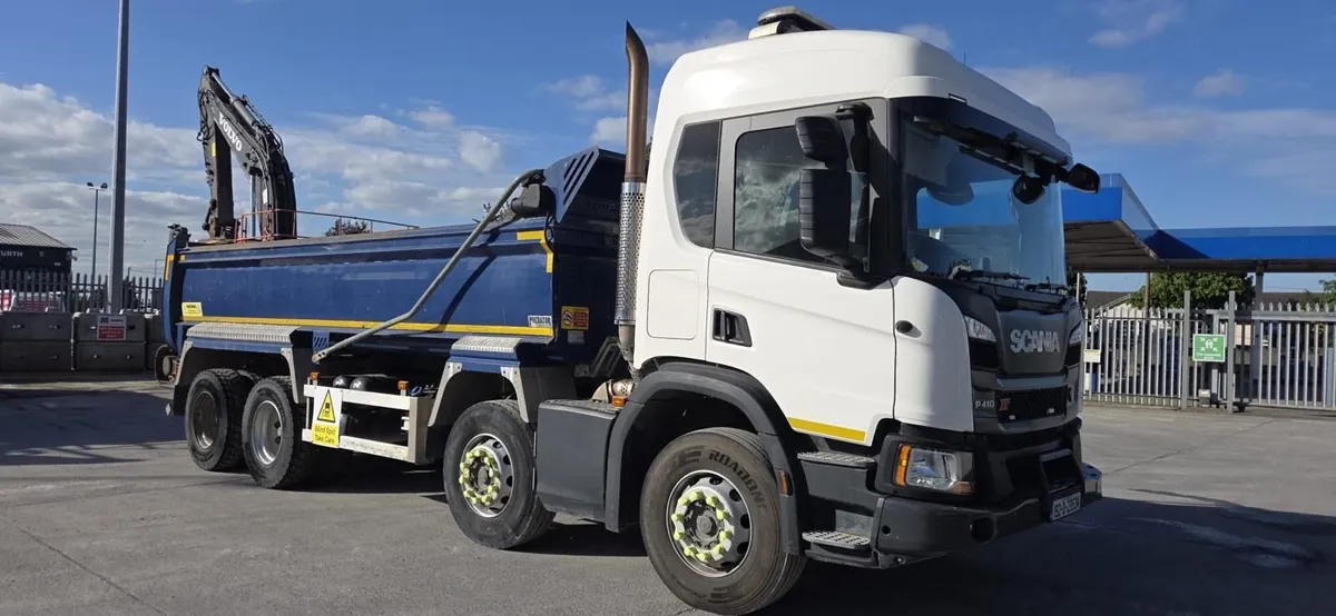 2019 Scania  P410 XT 8x4 Tipper Truck - Image 2