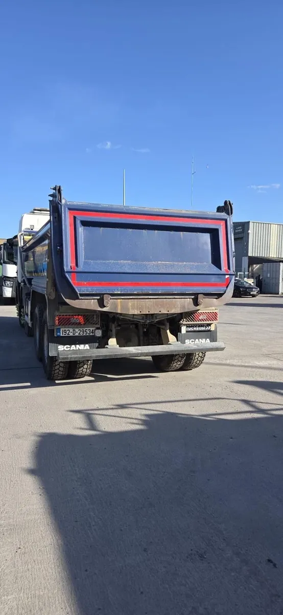 2019 Scania  P410 XT 8x4 Tipper Truck - Image 3