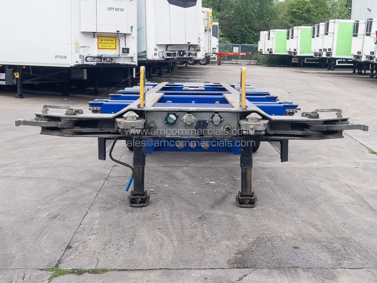 2023 SCHMITZ CARGOBULL SKELETAL TRAILER - Image 2