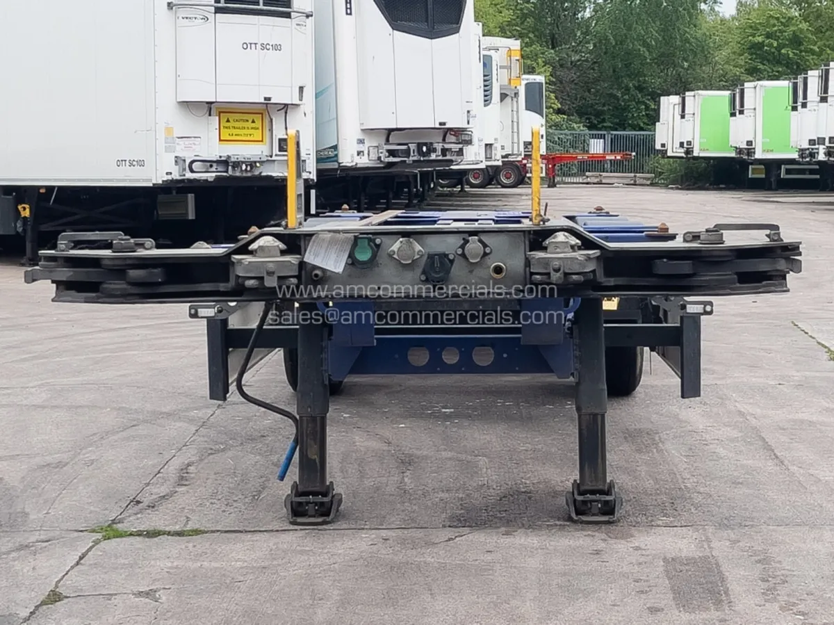 2023 SCHMITZ CARGOBULL SKELETAL TRAILER - Image 2