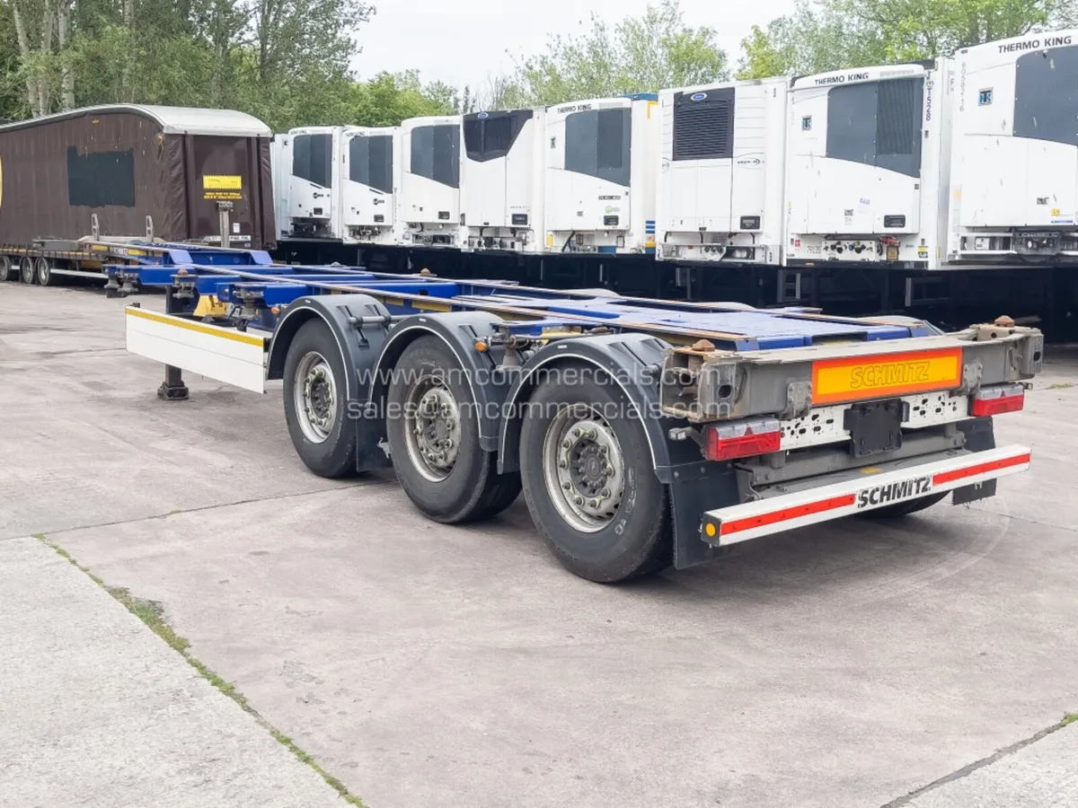 2023 SCHMITZ CARGOBULL SKELETAL TRAILER - Image 4