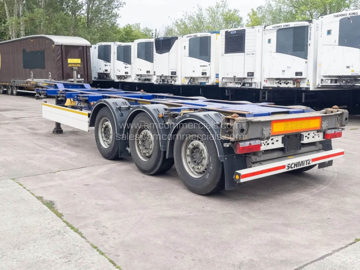 2023 SCHMITZ CARGOBULL SKELETAL TRAILER - Image 4