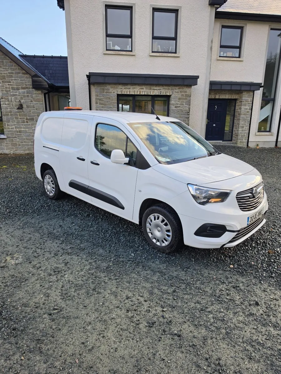 Vauxhall Combo 2021 - Image 2