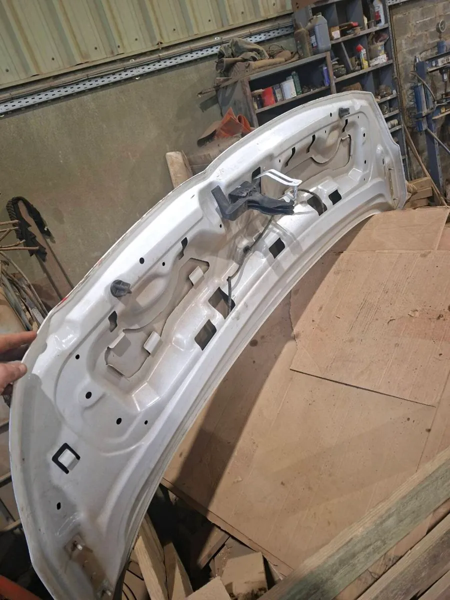 Bonnet and intercooler cover for dispatch - Image 4