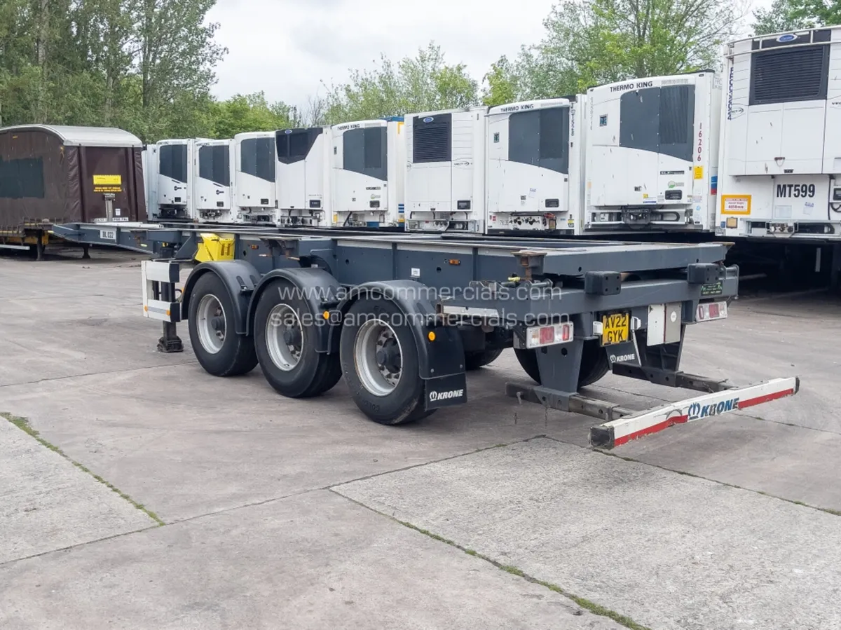 2022 KRONE SLIDING SKELETAL TRAILER - Image 4