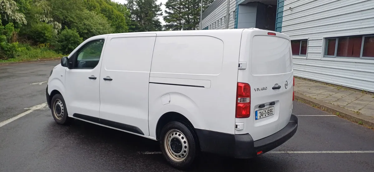 Opel Vivaro 2024 NEW CVRT TEST 03/27 - Image 4