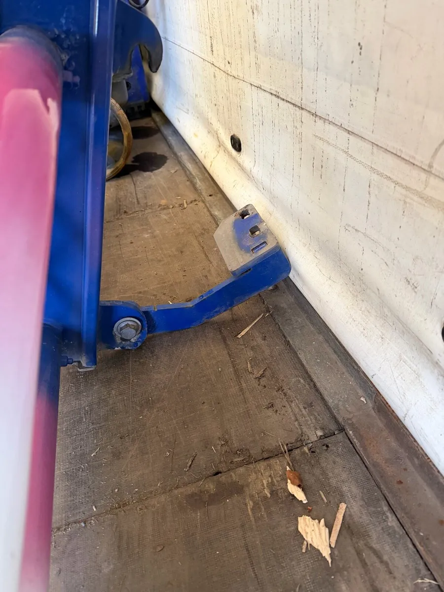 Scania bull bar - Image 3
