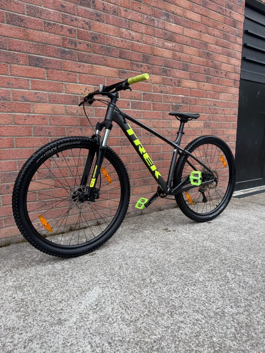 Trek Marlin 6 3rd Generation MTN - Image 2