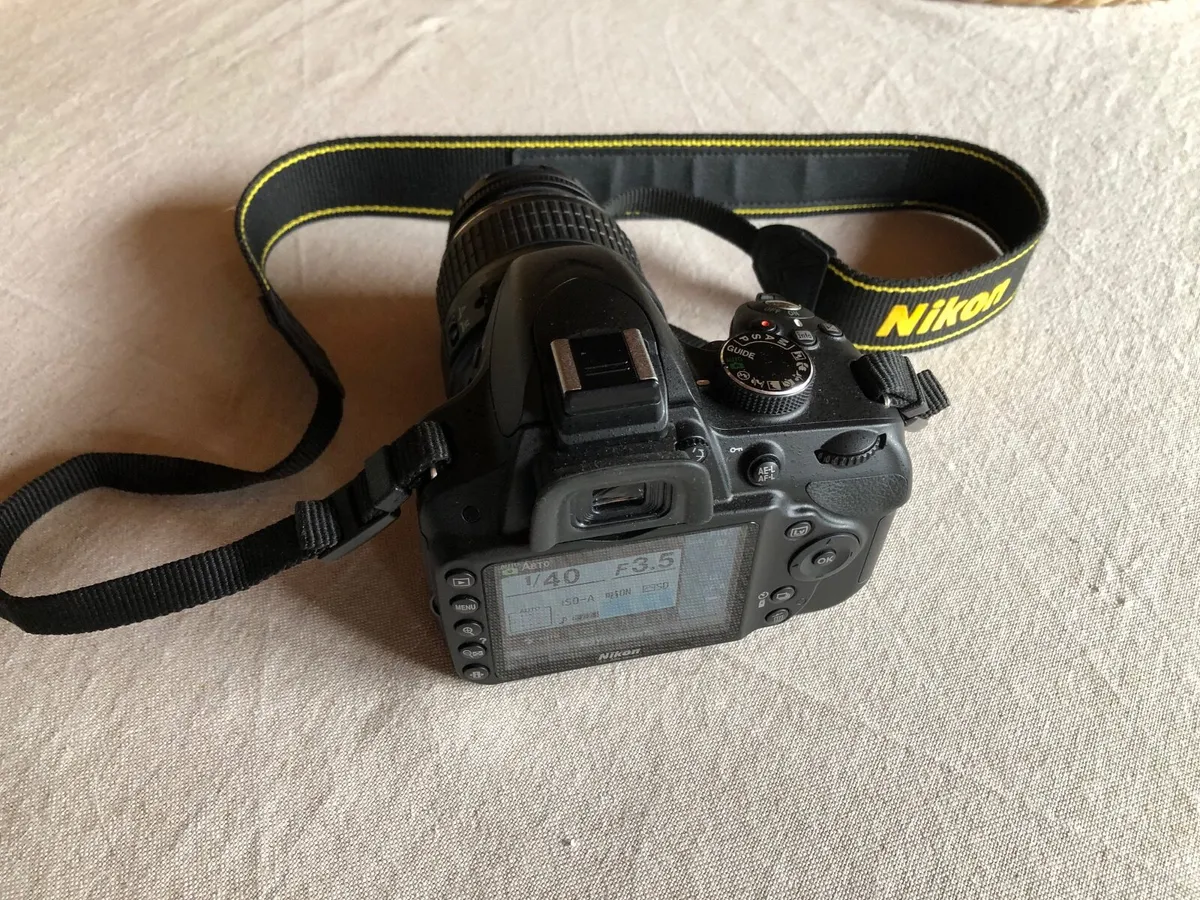NIKON D3200 - Image 2