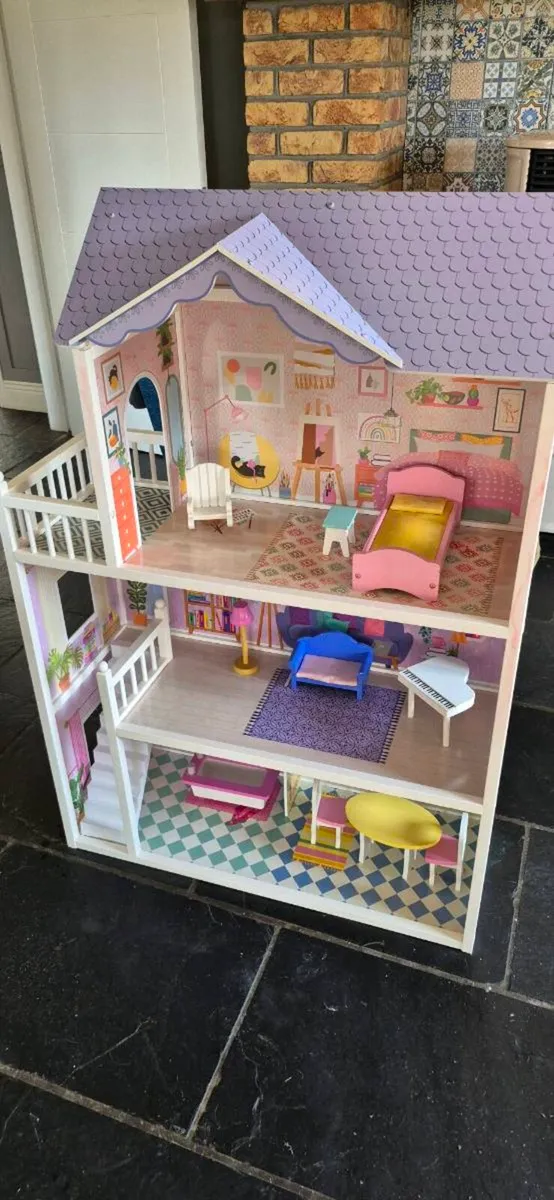 Dolls house - Image 4