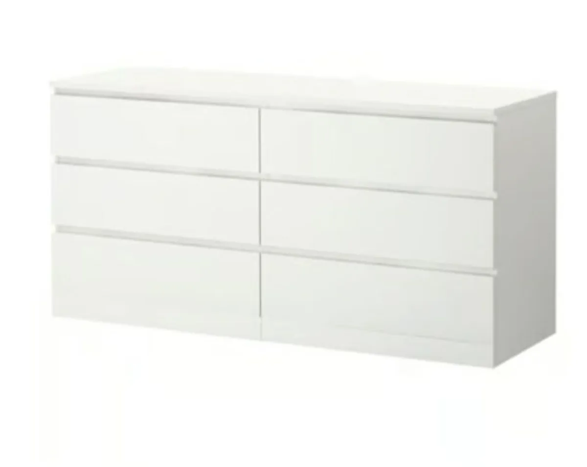 Chest of drawers - Image 1