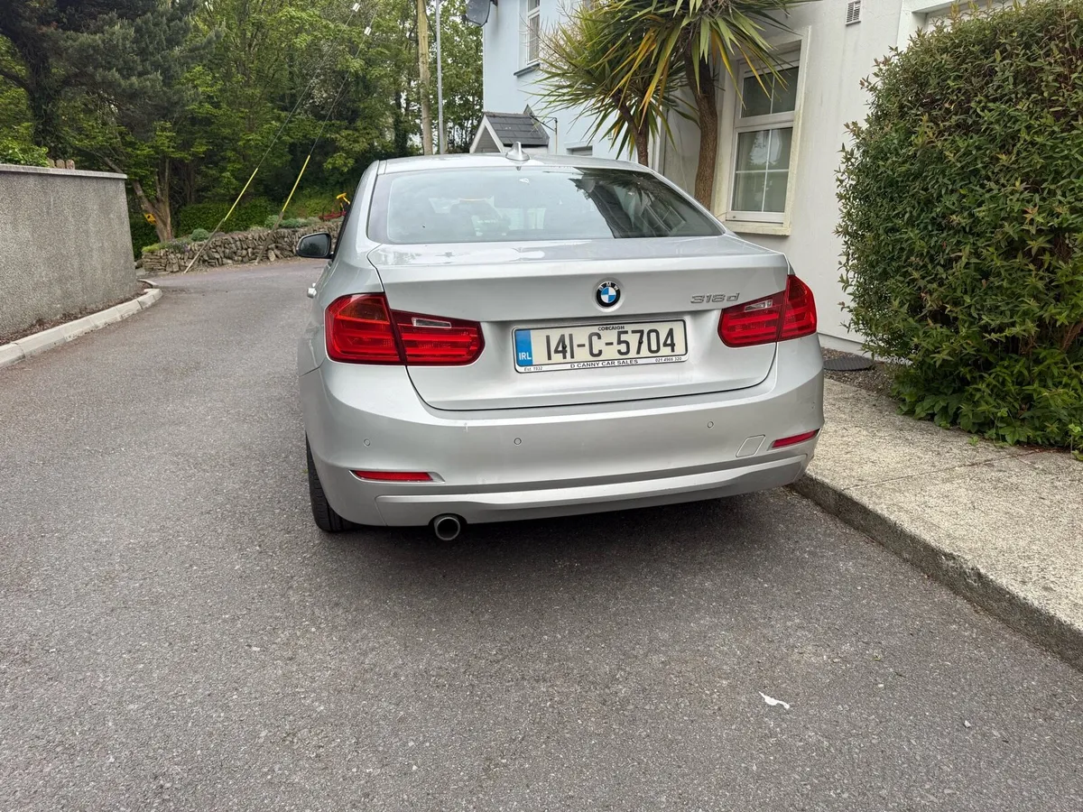 BMW 318d 2014 low mileage NCT 27 03. Tax 27 03 - Image 3